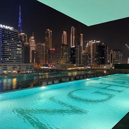 Elegant & Luxury 2Br Apartment Burj And Canal View Sabkhah Exterior photo